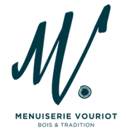 Logo Menuiserie Vouriot — Menuisier — à Baccarat